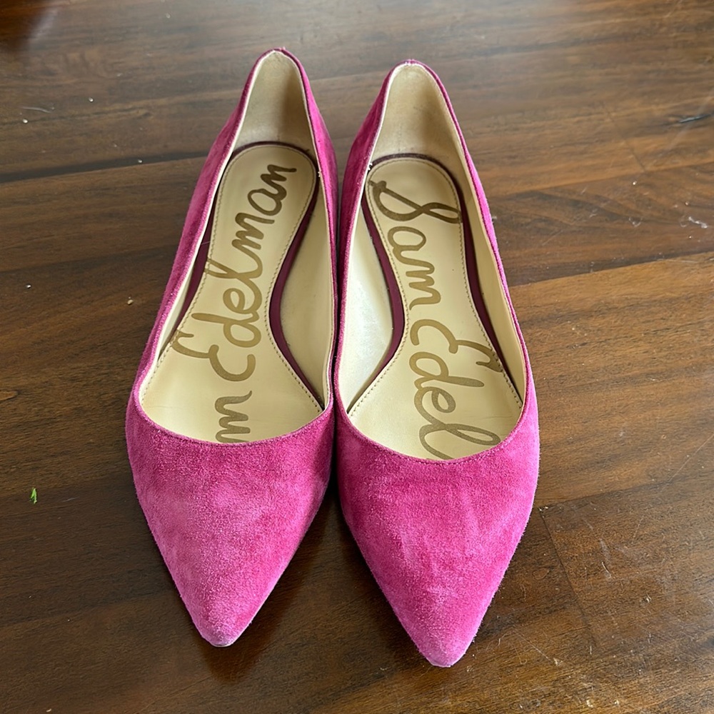 Sam Edelman fuchsia pointed toe flats